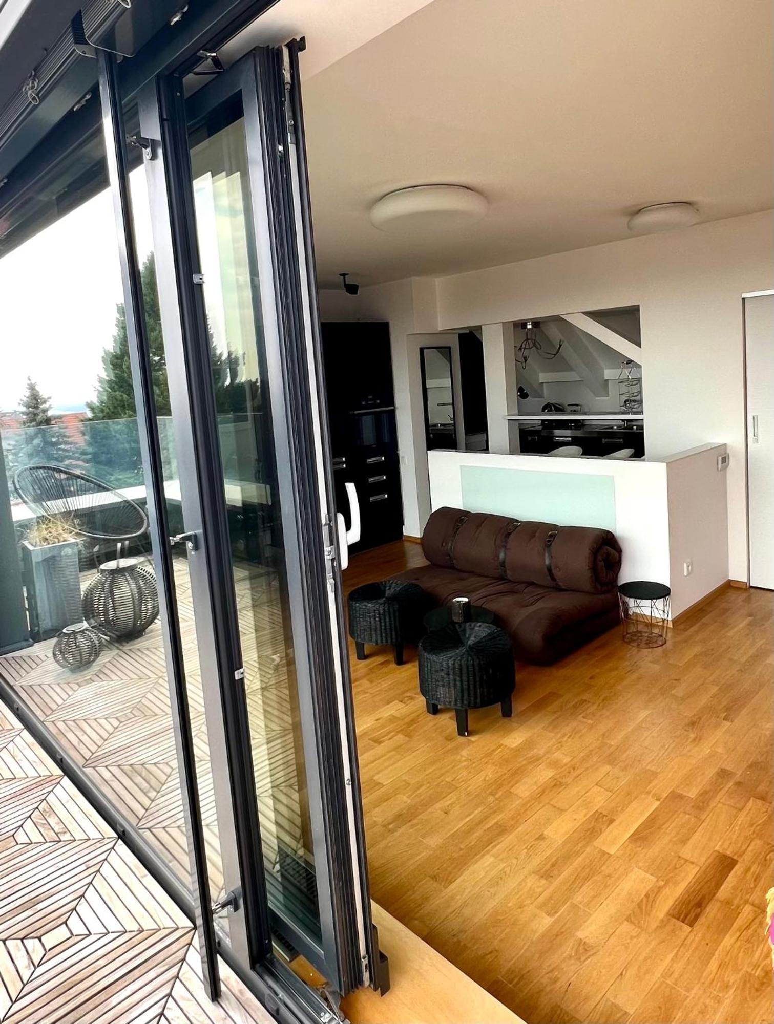 Apartman Se Saunou A Terasou S Vyhledem Na Brno Exterior foto